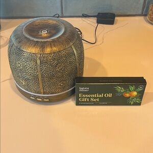 Laguna Moon Essential Oil Diffuser and Gift Set